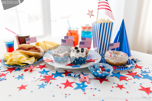 Image of food and drinks on american independence day party