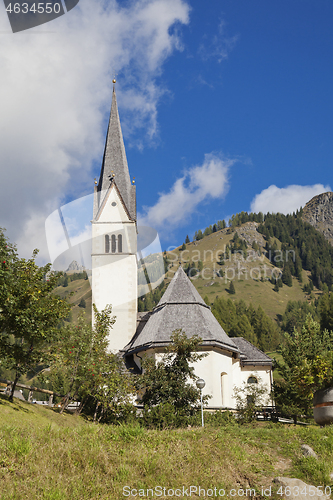 Image of Small church in Dolomites