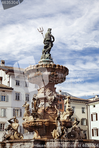 Image of Fountain of Neptune in Trento