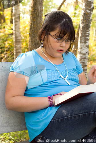 Image of Reading Outside