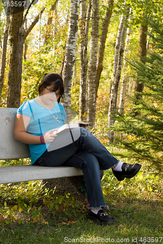 Image of Girl Reading