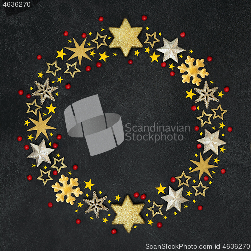 Image of Christmas Star Snowflake and Holly Berry Wreath