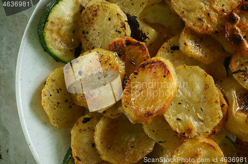 Image of baked potatoes slices