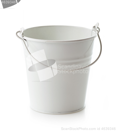 Image of empty white bucket