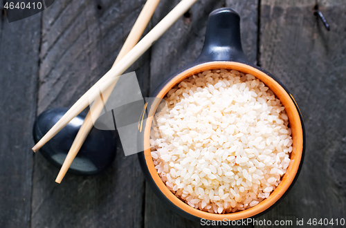 Image of raw rice