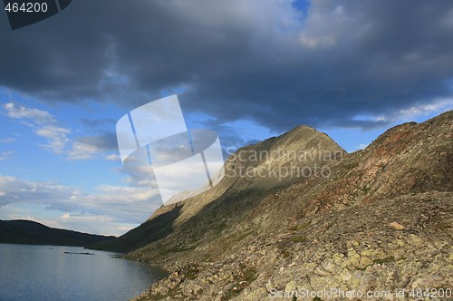 Image of Besseggen and Bessvatn