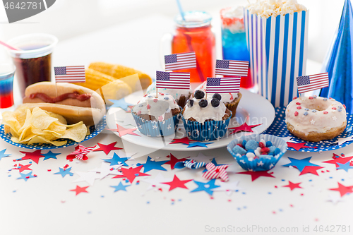 Image of food and drinks on american independence day party