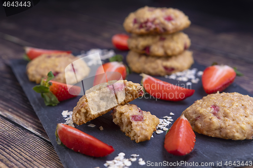 Image of Homemade strawberry oatmeal cookies 