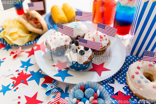 Image of food and drinks on american independence day party