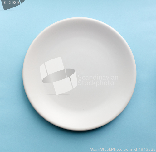 Image of empty white plate