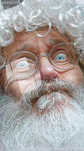 Image of Santa Claus with surprised expression.