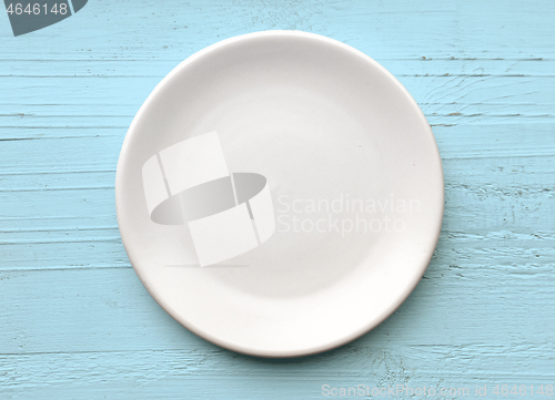 Image of empty white plate