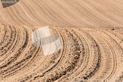 Image of spring plowed field curves