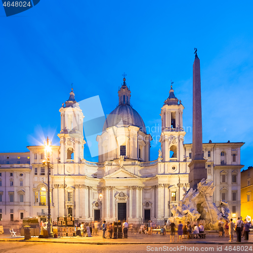 Image of Navona square in Rome, Italy.