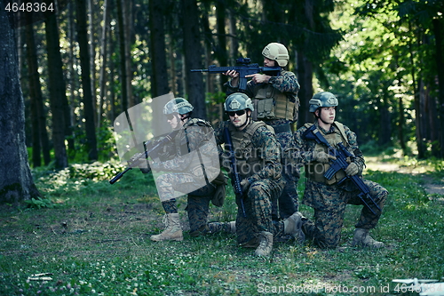 Image of Soldier fighters standing together