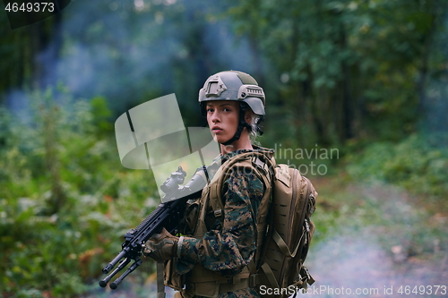 Image of woman soldier