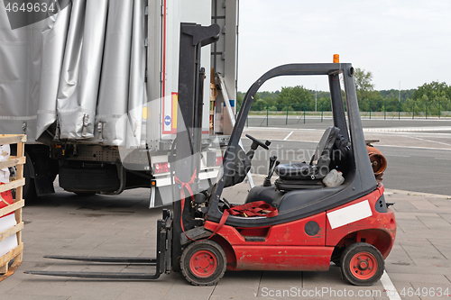 Image of Gas Forklift Outside