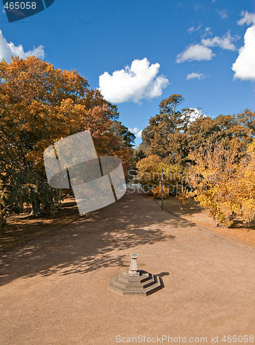 Image of autumn driveway