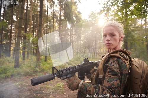 Image of woman soldier