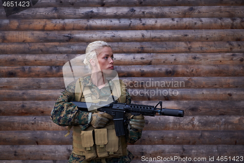 Image of woman soldier