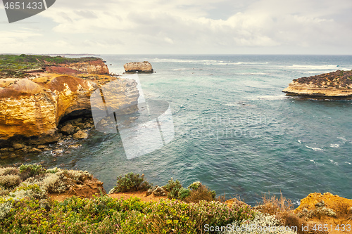 Image of rough coast at the Great Ocean Road Australia