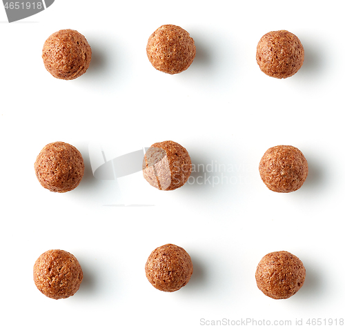 Image of breakfast cereal balls