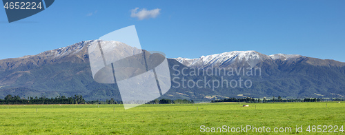 Image of Mount Taylor and Mount Hutt scenery in south New Zealand