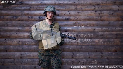 Image of woman soldier