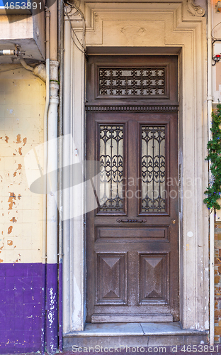 Image of Brown Door Cannes