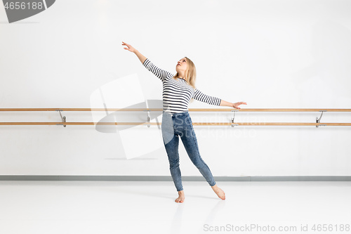 Image of female dancer in action