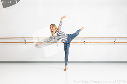 Image of female dancer in action