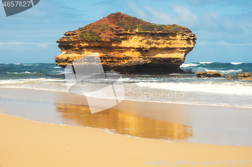 Image of rough coast at the Great Ocean Road Australia