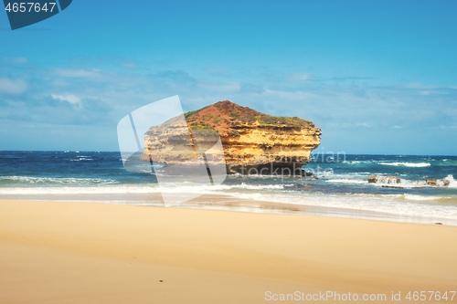 Image of rough coast at the Great Ocean Road Australia