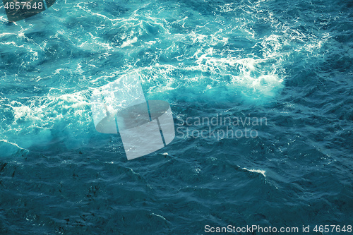 Image of rough water surface