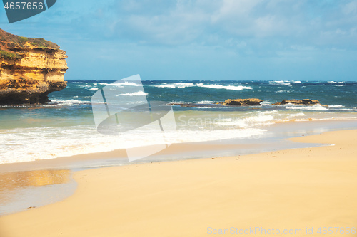 Image of rough coast at the Great Ocean Road Australia