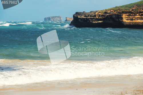 Image of rough coast at the Great Ocean Road Australia