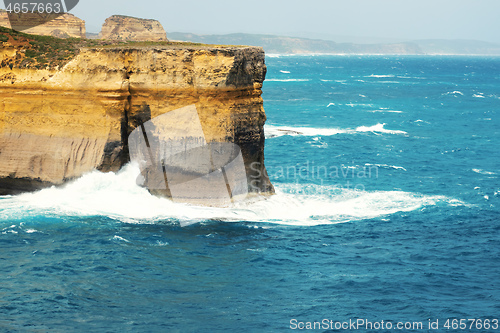 Image of rough coast at the Great Ocean Road Australia