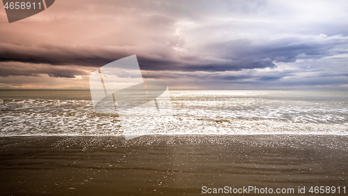 Image of boulders at the beach of Moeraki New Zealand