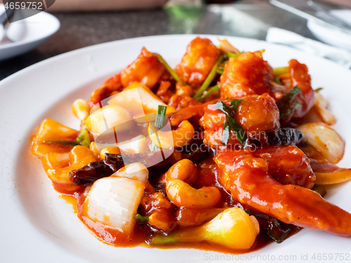 Image of Thai food, prawns with cashew nuts