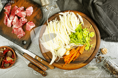 Image of ingredients for borscht 