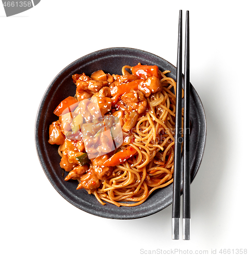 Image of bowl of fried noodles and meat