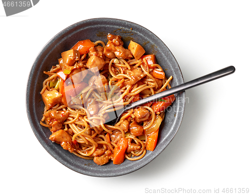 Image of bowl of fried noodles and meat