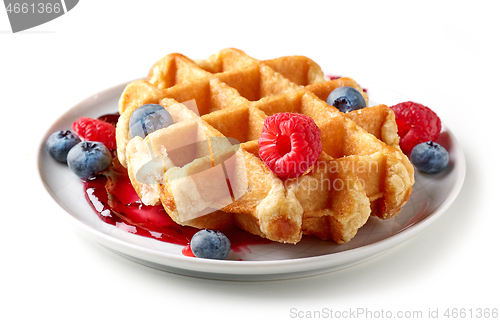 Image of belgian waffle with fresh berries