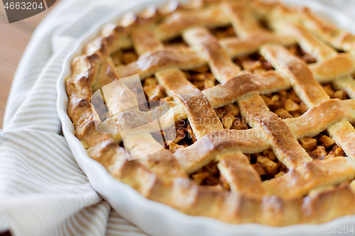 Image of close up of apple pie in baking mold