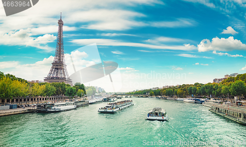 Image of Walking in Paris