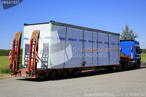 Image of Oversize Load Transport of Adapteo Unit