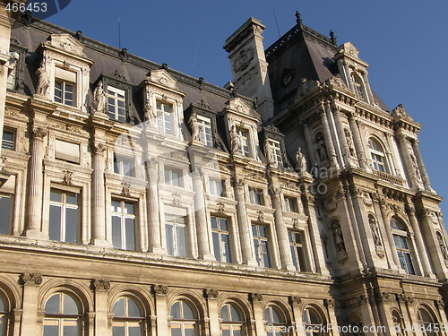 Image of Hotel De Ville in Paris