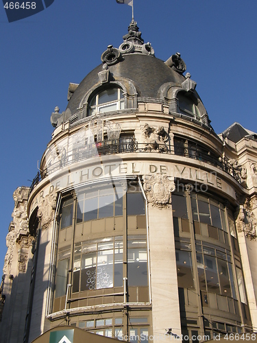 Image of Hotel De Ville in Paris