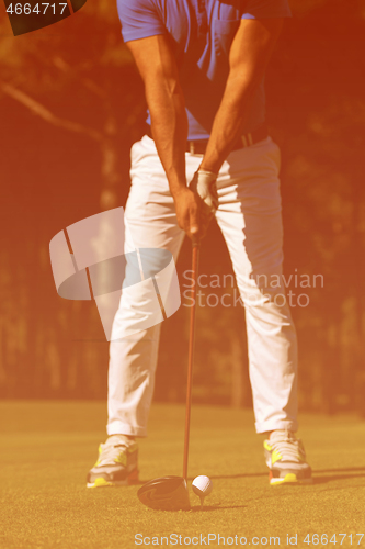 Image of golf player hitting shot