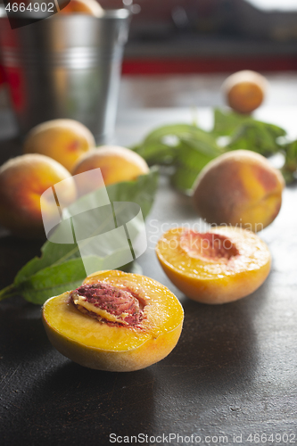 Image of peaches